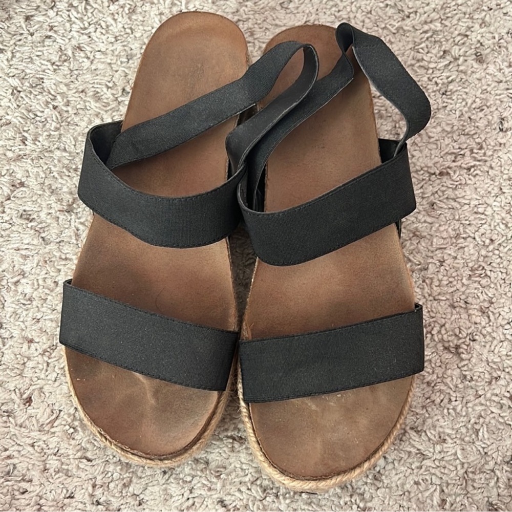 ESPADRILLES